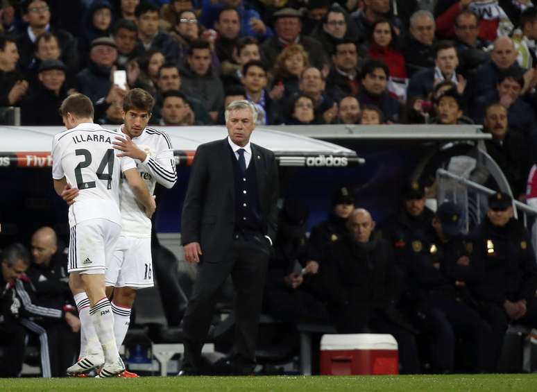 <p>Lucas Silva disputa vaga com criticado Illarramendi, mas tem n&uacute;meros piores</p>