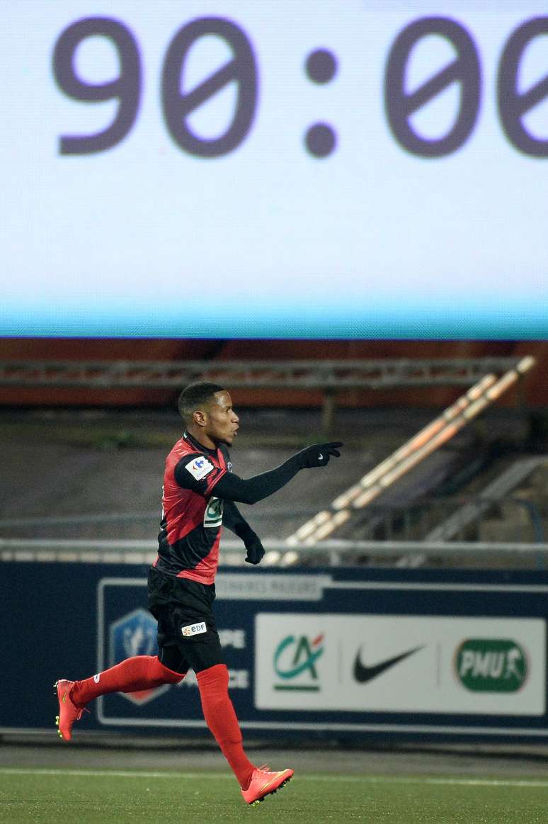 <p>Beauvue fez gol da vitória nos acréscimos</p>