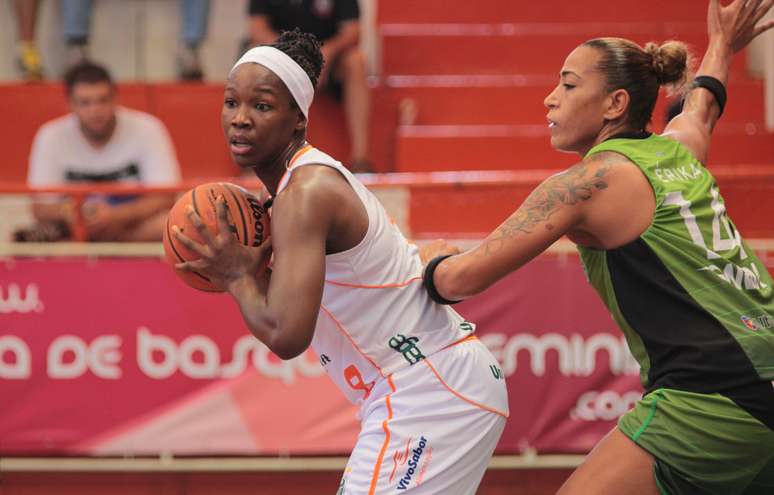 Clarissa Santos está de malas prontas para o Chicago Sky