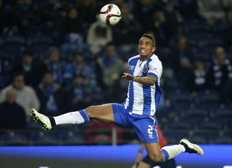 <p>Danilo estaria na mira do Real Madrid</p>