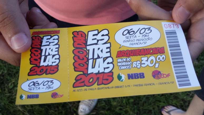 Valor estampado no ingresso é de R$ 30, mas na bilheteria era vendido por R$ 15