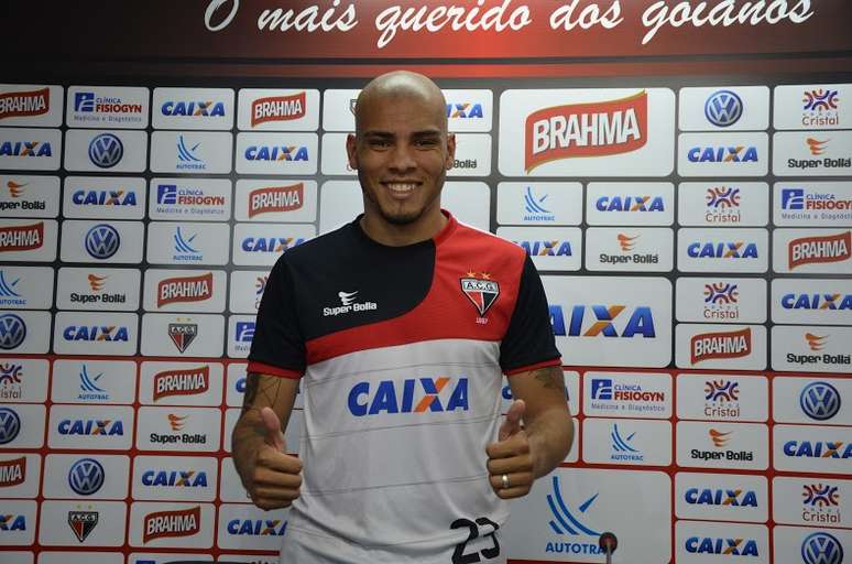 Maurides se colocou à disposição do técnico João Paulo Sanches