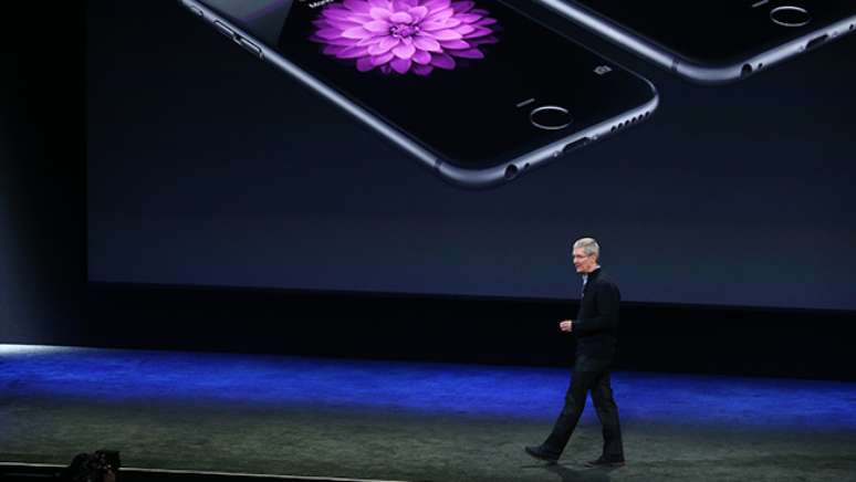 <p>O CEO da companhia americana, Tim Cook, ainda confirmou que o número de iPhones vendidos já chega a 700 milhões unidades</p>