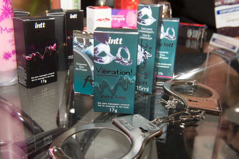  Gel excitante sabor vinho e algemas tem&aacute;ticas do filme