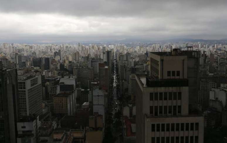 <p>Vista área da cidade de São Paulo</p>