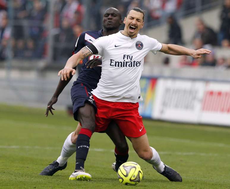 Ibrahimovic atacou arbitragem da liga francesa