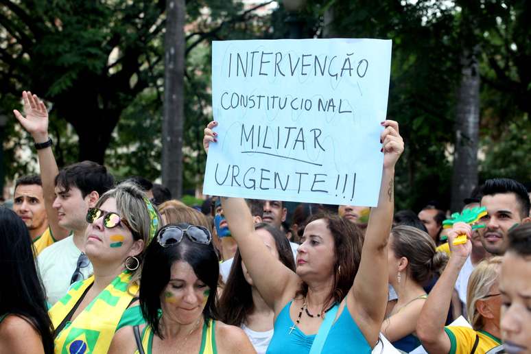 <p>Imagem de protesto antigoverno realizado no último dia 15 em Belo Horizonte</p>