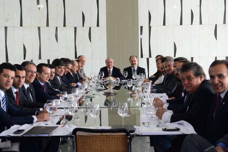 Reunião entre os ministros com o vice-presidente em Brasília