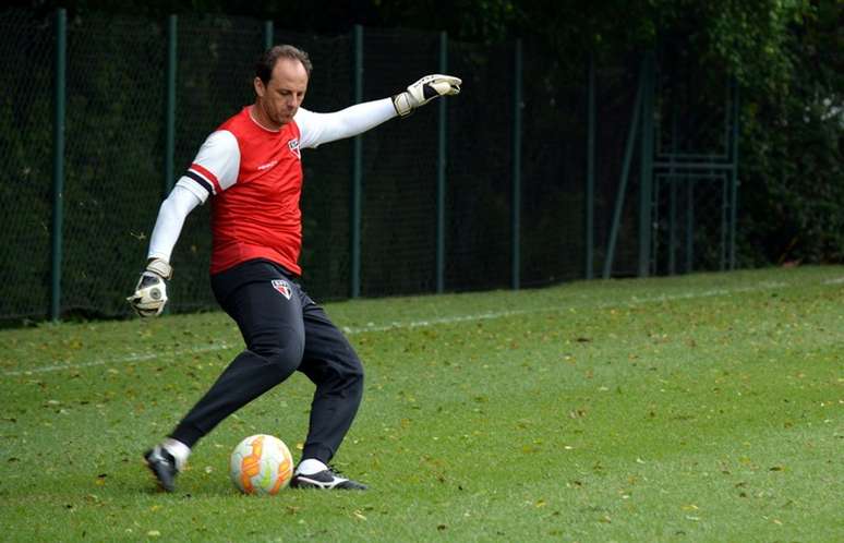 <p>Rogério Ceni já disse que pretende ser técnico quando se aposentar dos campos</p>