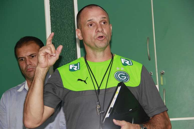 <p>Técnico Wagner Lopes deixou comando do Goiás</p>