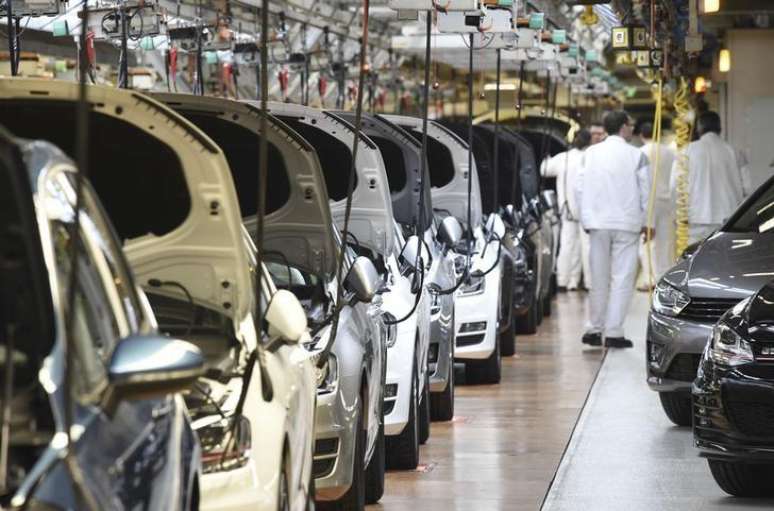 <p>Volkswagen anunciou no ano passado investimento de R$ 1,2 bilhão na fábrica de Taubaté</p>