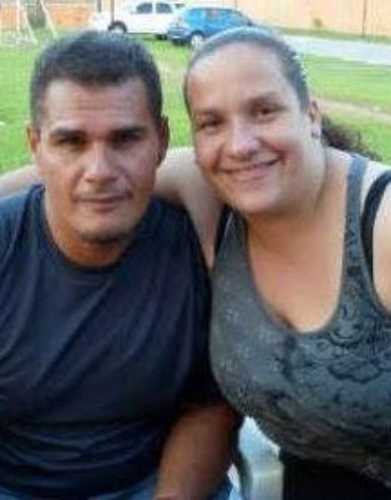 Guillermo Sánchez morreu depois de ter sido espancado e baleado. Sua esposa, Ghina Rodríguez, teve que fugir do país com seus filhos