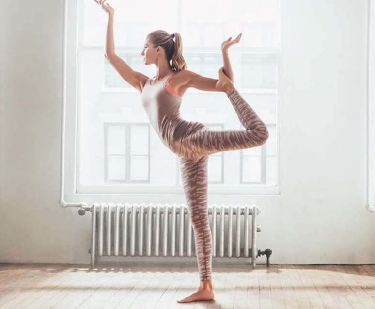 A prática regular de ioga colabora com o corpo de Gisele Bündchen