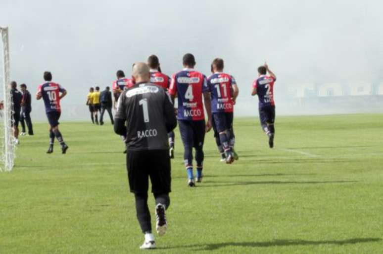 Jogadores aguardam um novo direcionamento no departamento de futebol