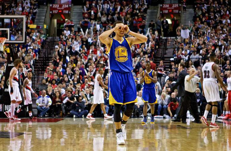 Stephen Curry novamente liderou triunfo do melhor time da NBA 