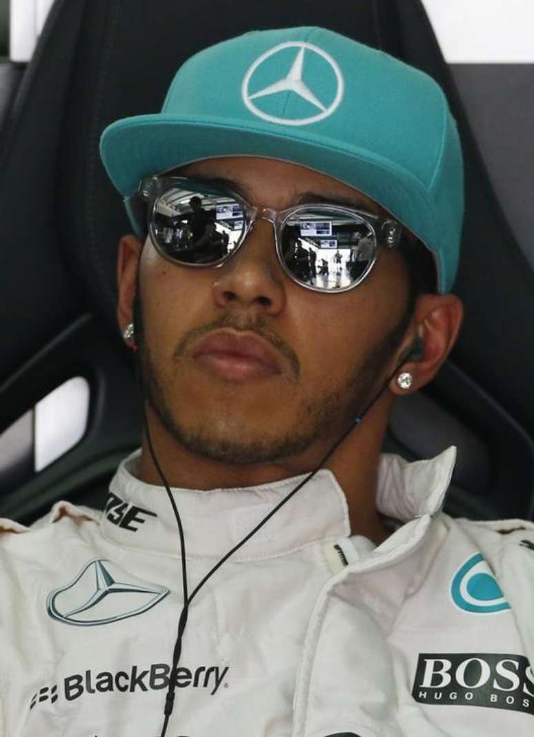 Lewis Hamilton, da Mercedes, no circuito de Sepang, na Malásia. 27/03/2015