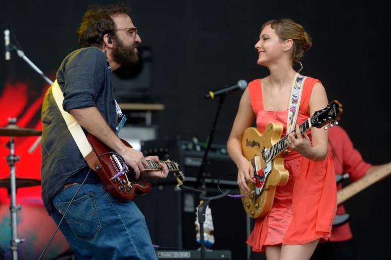 Marcelo Camelo e Mallu Magalhães se apresentaram com a Banda do Mar neste sábado (28) no Lollapalooza 2015, no Autódromo de Interlagos, em São Paulo