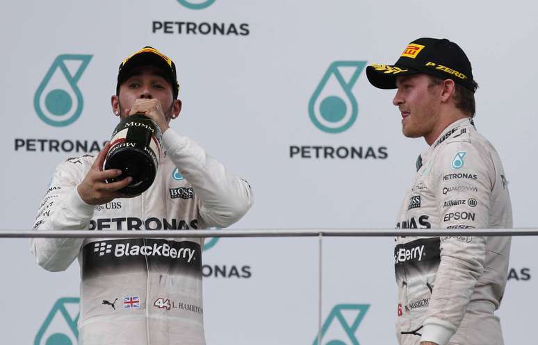 Hamilton e Rosberg, desta vez, tiveram que se contentar com lugares mais baixos do pódio