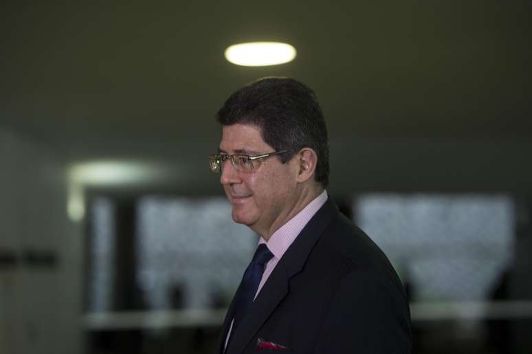 Marcus Vinicius Freire diz entender cortes no orçamento promovidos por Joaquim Levy