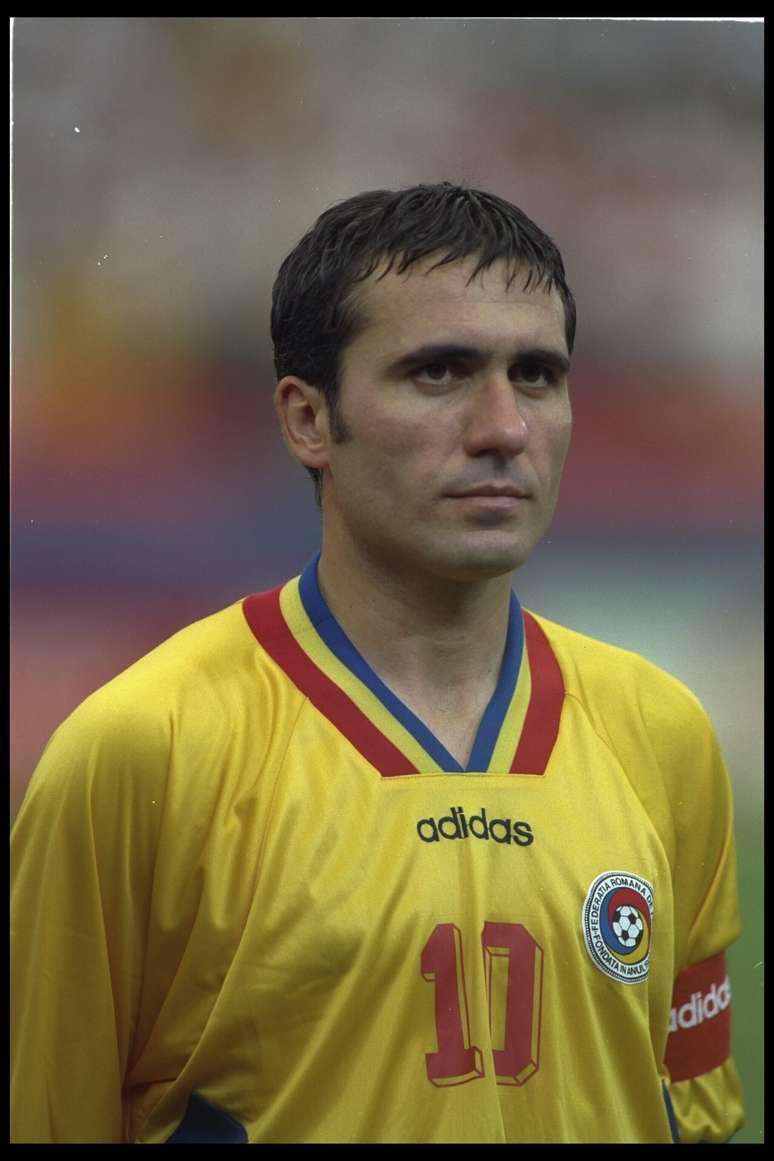 Hagi foi lenda da Romênia durante anos 90