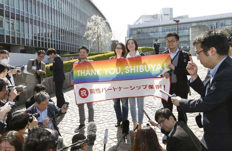 Ativistas comemoram decisão de Shibuya sobre união de pessoas do mesmo sexo. 31/03/2015