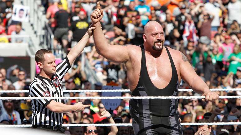 <p>Big Show é vilão e chamado de "O Maior Atleta do Mundo"</p>