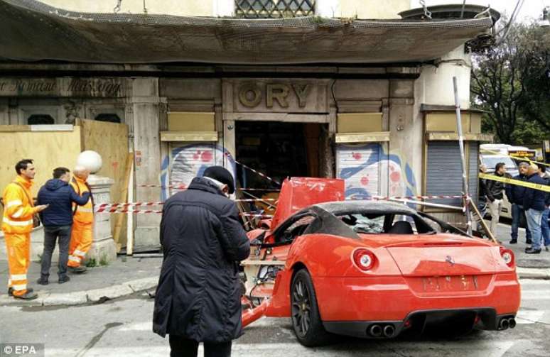 Ferrari 599 GTO é capaz de gerar até 641 cavalos de potência