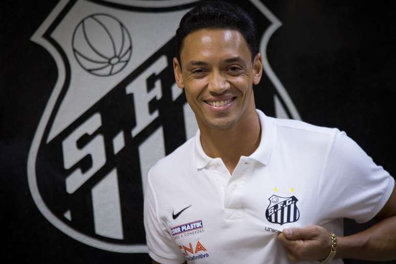 Ricardo Oliveira quer encerrar sequência de 28 jogos do Corinthians sem perder na Arena