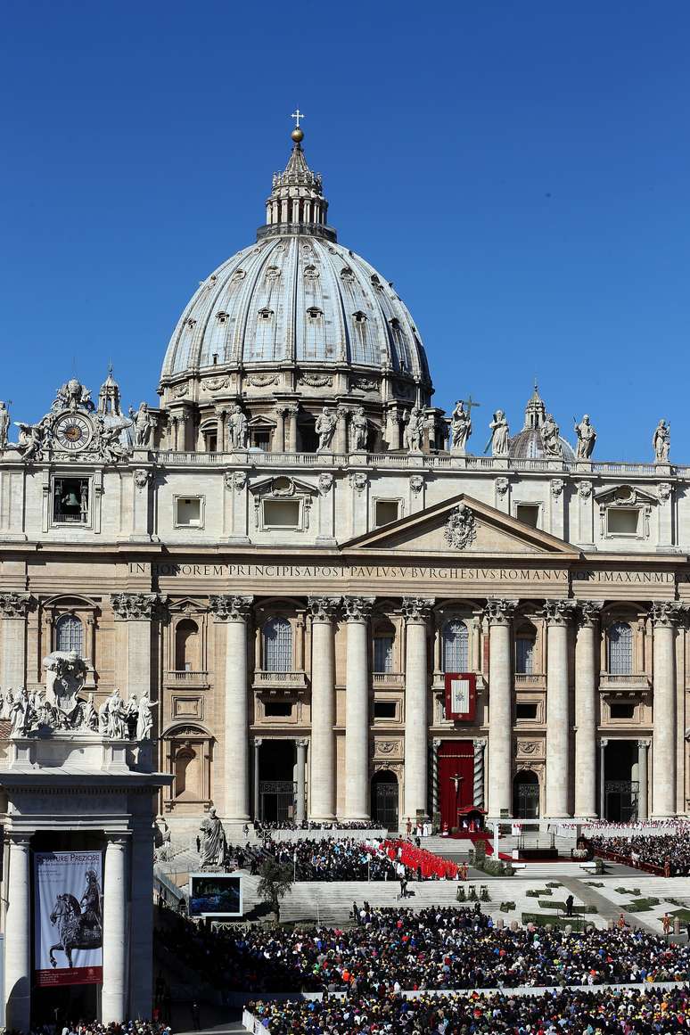 Crist&atilde;os ainda ser&atilde;o maioria dos fieis em 2050