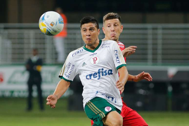 <p>Cristaldo tem jogado bem pelo Palmeiras em 2015</p>
