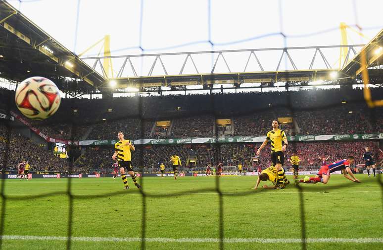 Ex-Dortmund, Robert Lewandowski fez o gol da vit&oacute;ria do Bayern