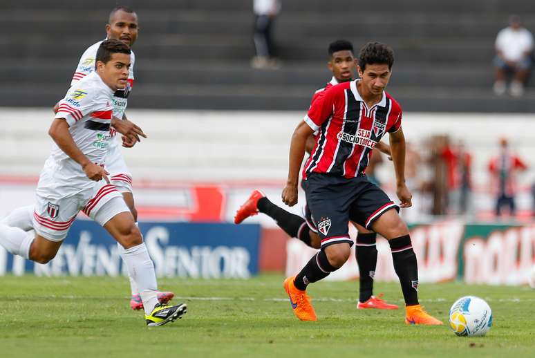 Ganso perdeu a bola e deu início ao primeiro gol do Botafogo-SP