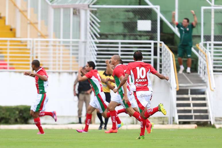 <p>Boa Esporte fez 2 a 0 e se livrou do rebaixamento à segunda divisão estadual</p>