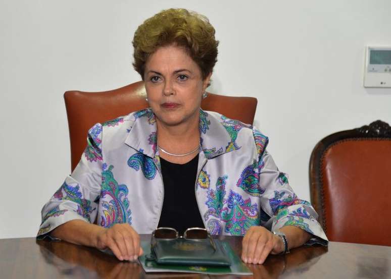 Dilma tem apenas 10% de aceitação pública, segundo instituto mexicano