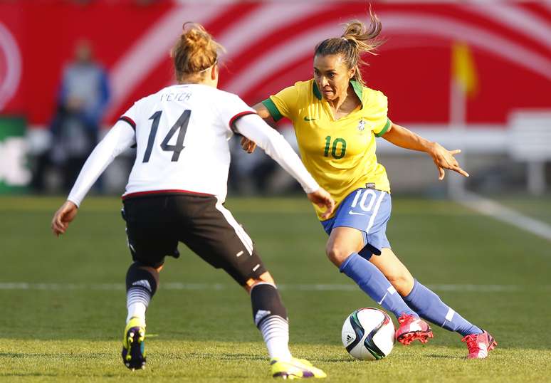 <p>Nem Marta foi capaz de fazer o Brasil duelar de igual para igual com a seleção alemã</p>