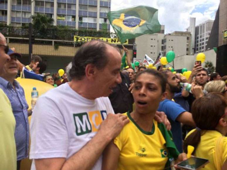 <p>Aloysio Nunes estará no exterior e não participará do protesto</p>