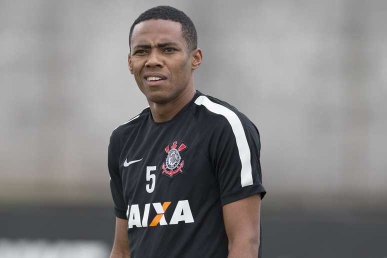 Volante Elias pode deixar Corinthians