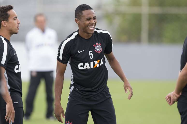 Elias vem sendo um dos grandes destaques do Corinthians na temporada
