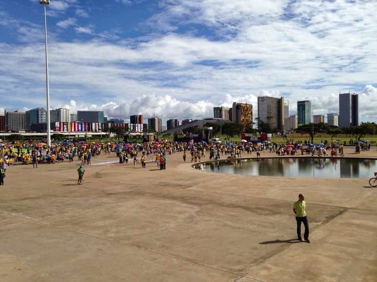 <b>Brasília</b> No início da manhã, Brasília reunia poucos manifestantes