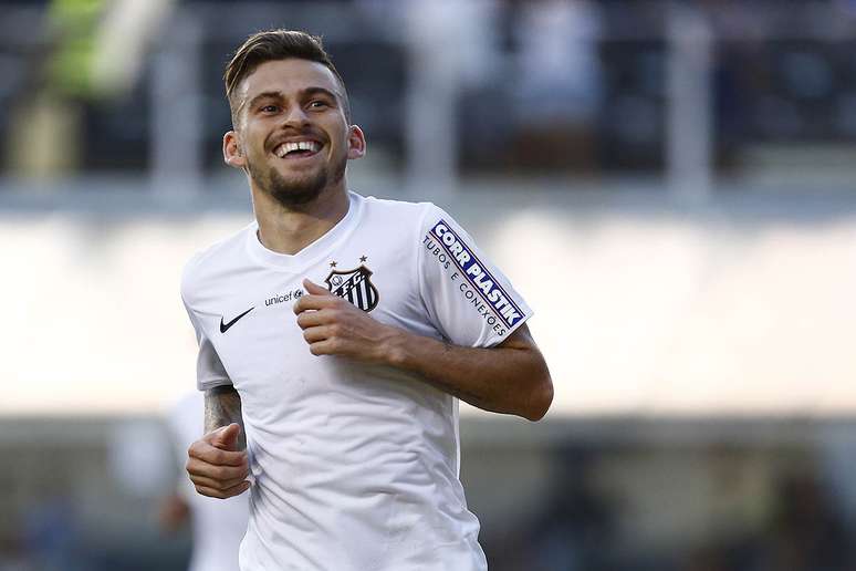 Lucas Lima pode se transferir ao Velho Continente, ou até mesmo ao Cruzeiro