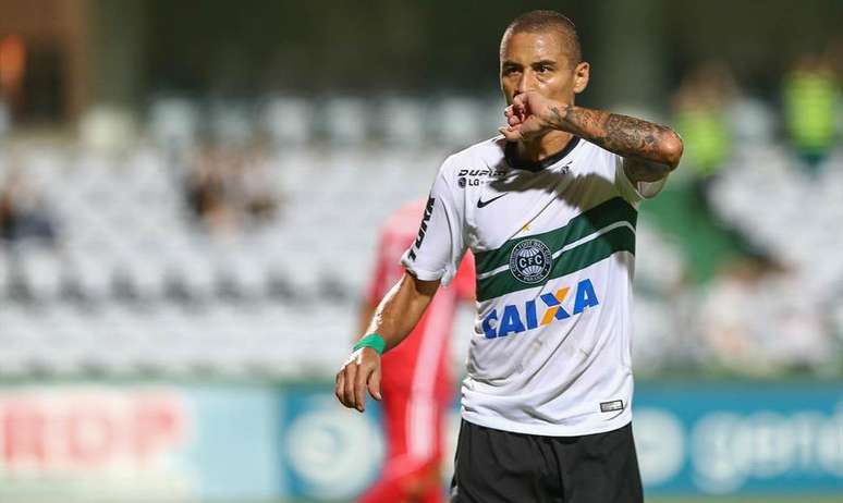 Wellington Paulista fez 22 partidas com a camisa do Coritiba