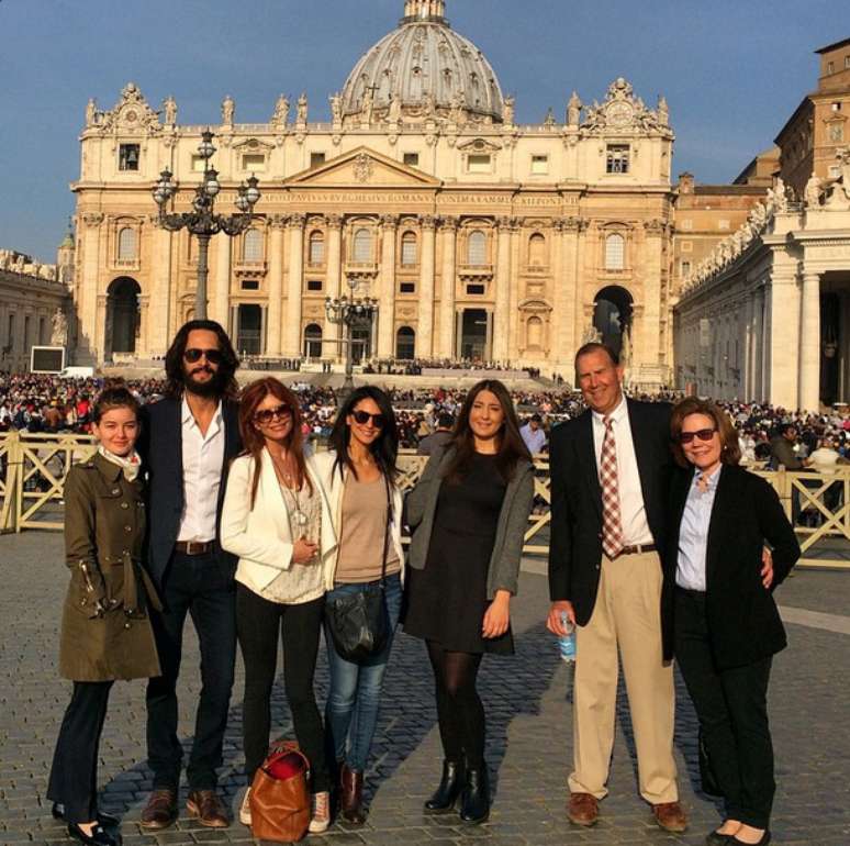 <p>Rodrigo e o elenco de&nbsp;<em>Ben-Hur</em>, que estreia em 2016</p>