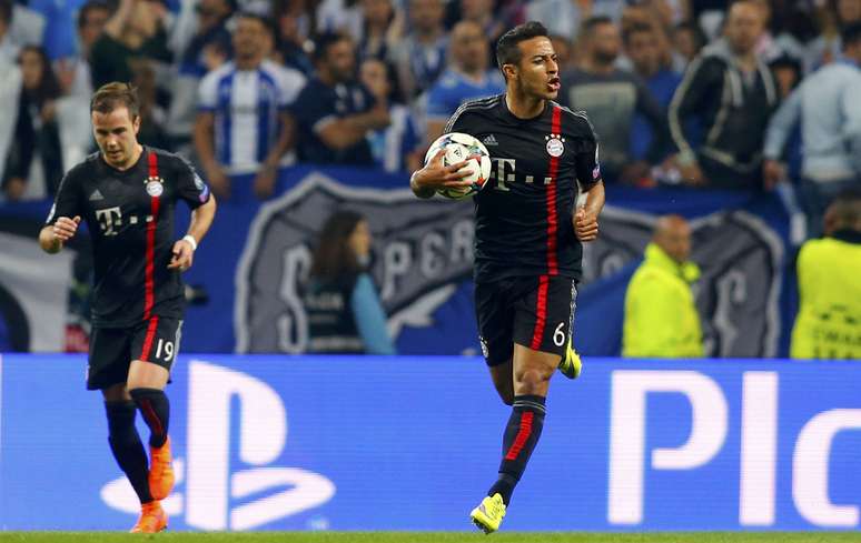 Thiago Alc&acirc;ntara descontou para o Bayern de Munique