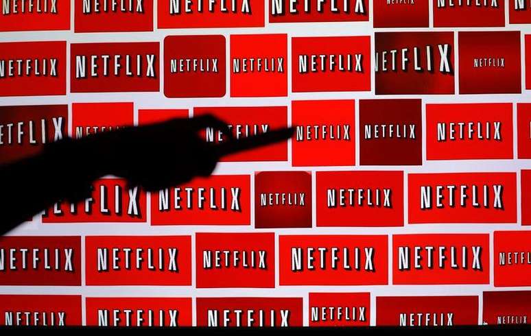 Fusão entre AT&T e DirecTV preocupa Netflix