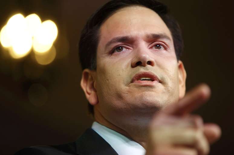 <p>Filho de imigrantes cubanos, Marco Rubio nasceu em 1971, em Miami, e viveu a realidade de quem busca uma nova vida com melhores oportunidades em outro país</p>