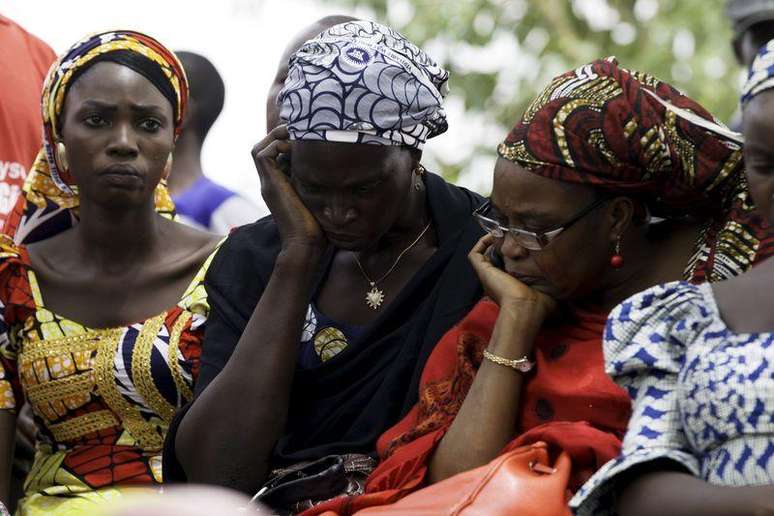 Nigerianos lembram o primeiro ano do sequestro pelo Boko Haram de alunas de um vilarejo de Chibok, em Abuja, na Nigéria, nesta semana