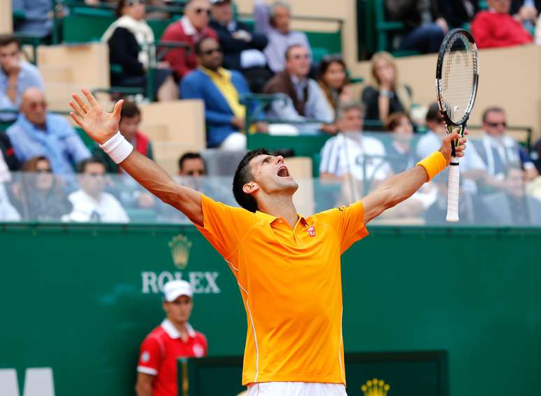 Djokovic vibra após 20ª vitória contra Nadal