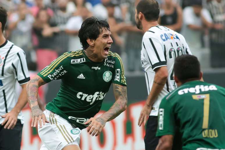 Victor Ramos abriu o placar do jogo para o Palmeiras