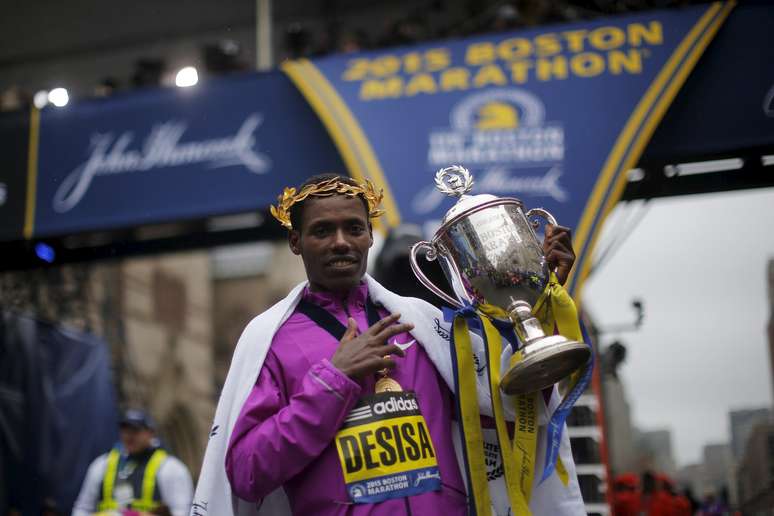 Desisa conquistou pela segunda vez a Maratona de Boston, corrida de rua mais antiga do mundo
