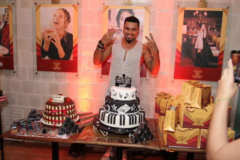 Naldo comemorou seu anivers&aacute;rio nesta quarta-feira (22)